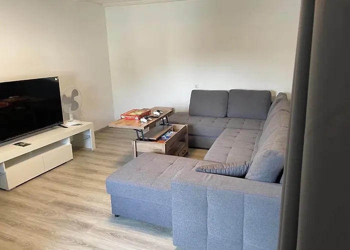 Schaaf * Roth an der Our